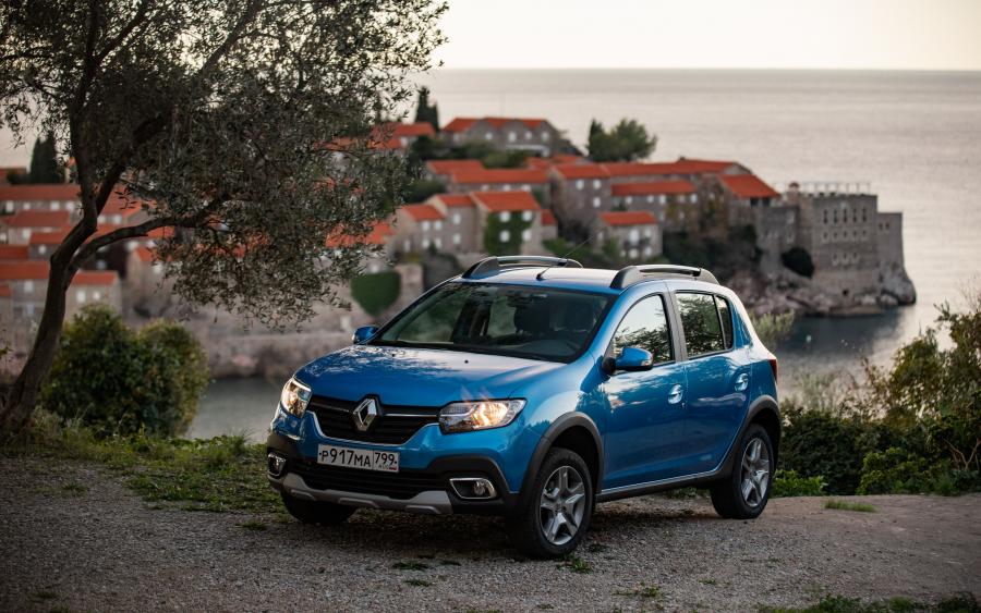  Renault Sandero Stepway 2018 года  (CIS) (фото 5 из 12)